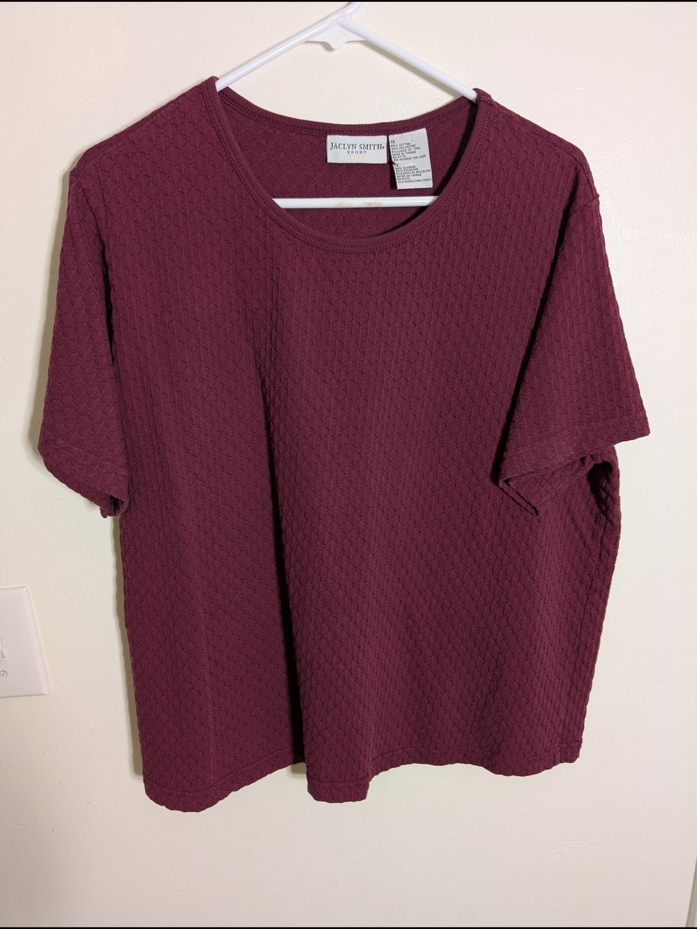 Jaclyn Smith Short-Sleeve Textured Crew Neck Top - Wine